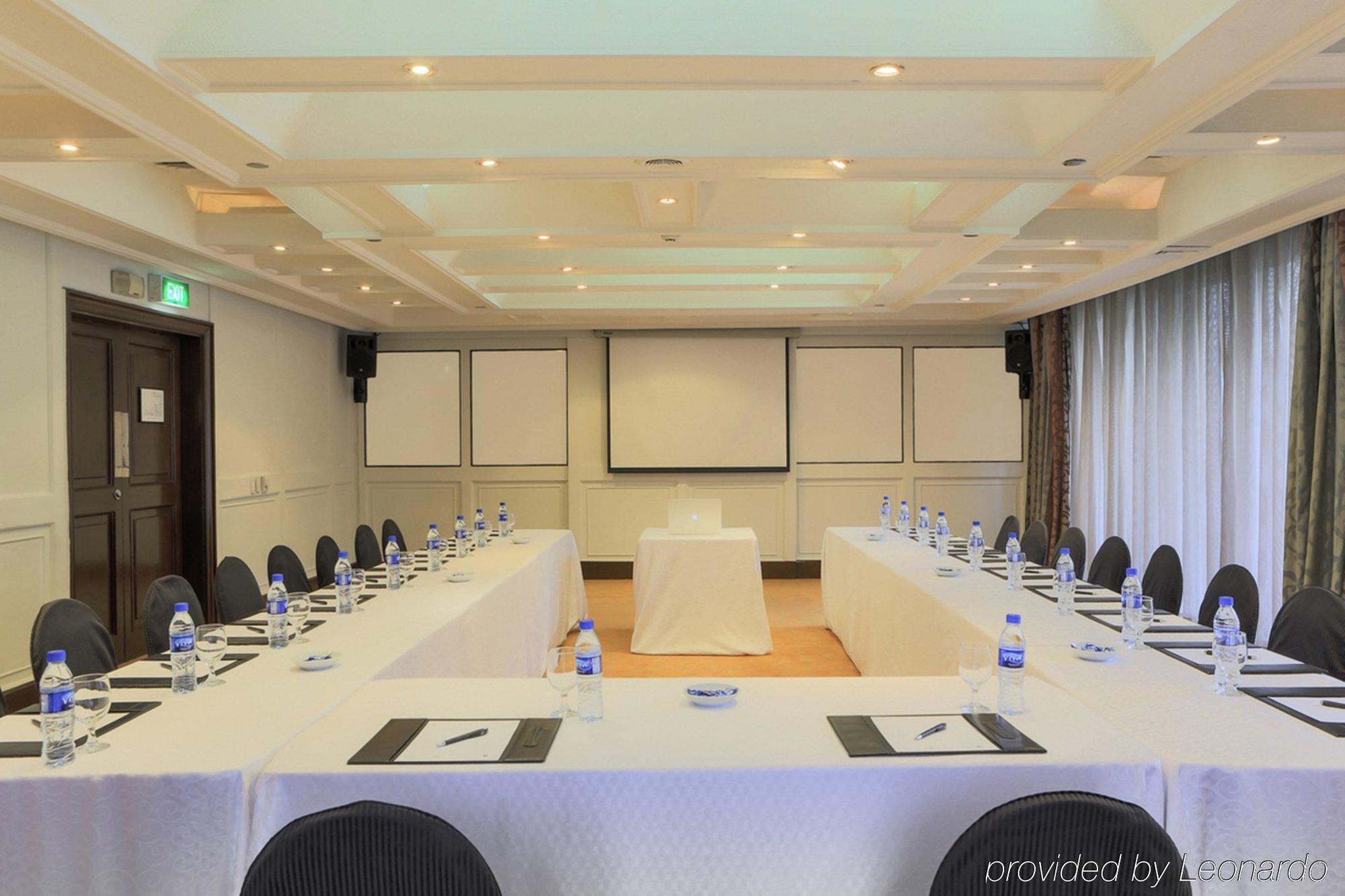 Intercontinental Manila Otel Makati City Dış mekan fotoğraf