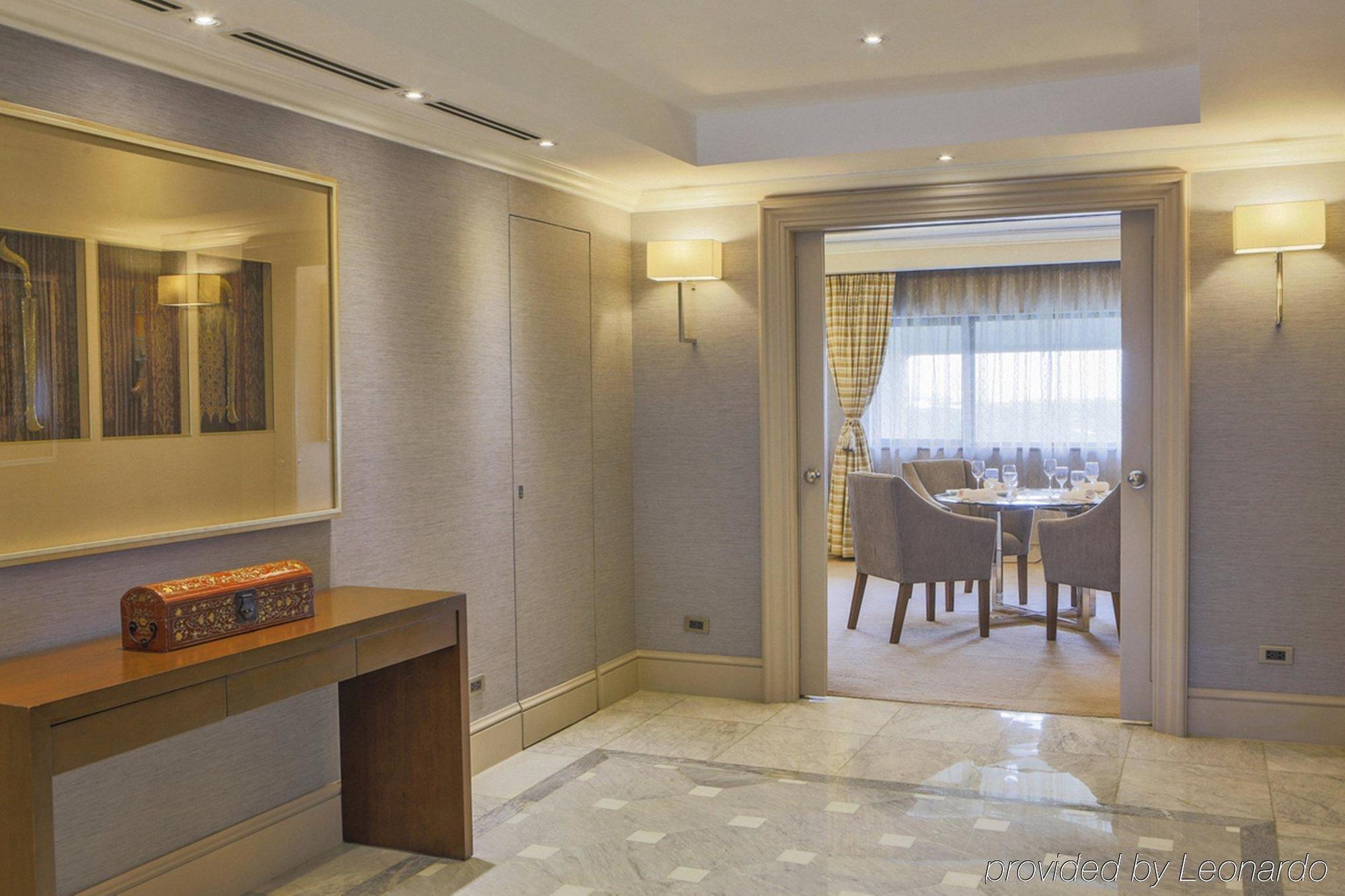 Intercontinental Manila Otel Makati City Dış mekan fotoğraf