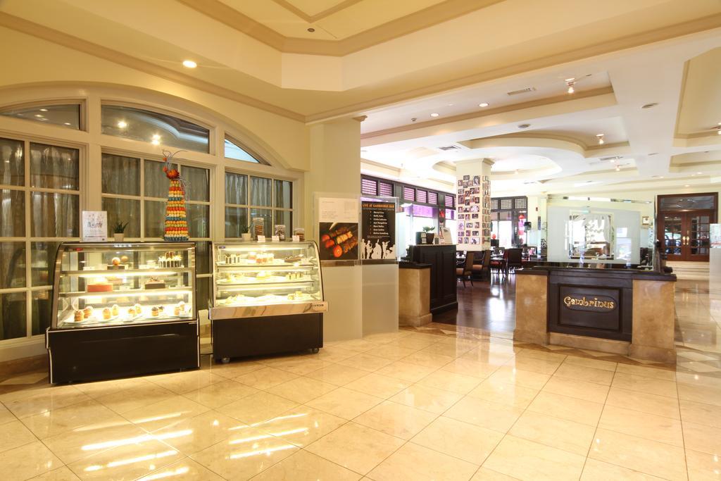 Intercontinental Manila Otel Makati City Dış mekan fotoğraf